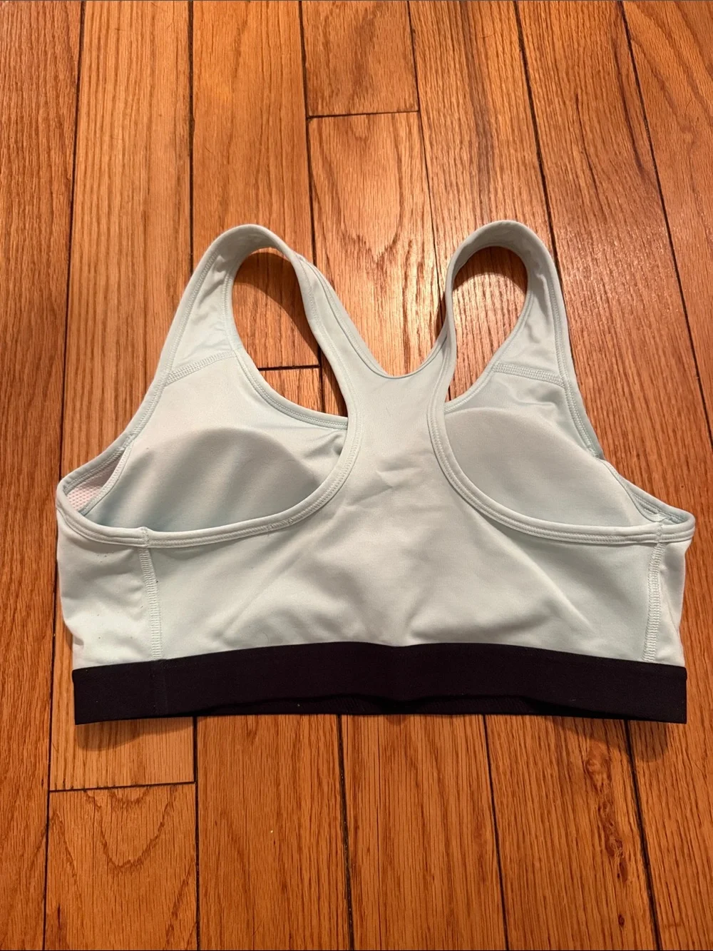 Nike Women’s Swoosh Medium-Support Padded Sports Bra